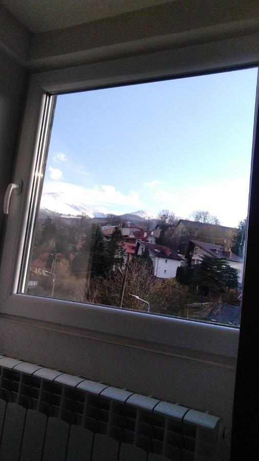 Nowoczesne Mieszkanie Blisko Natury I Sklepu Biedronka Karpacz Luaran gambar